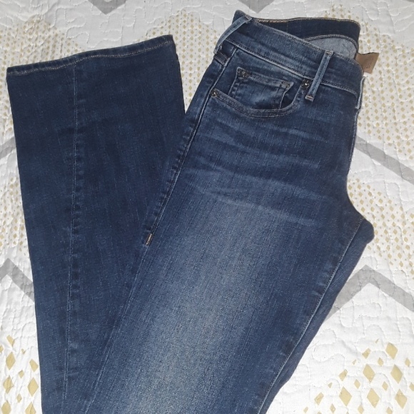 Women'sTrue Religion Jean - Picture 3 of 4